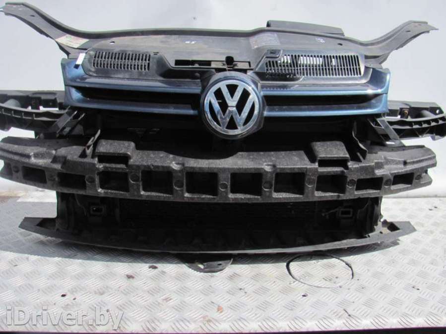 Усилитель переднего бампера Volkswagen Golf 5 2007г.   - Фото 1