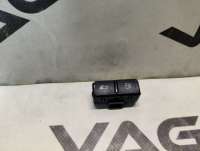 4E0959831 Кнопка открытия багажника к Audi A8 D3 (S8) Арт 36248807