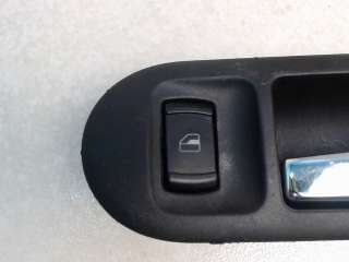  кнопка стеклоподъемника перед прав к Volkswagen Bora Арт 19009181/1