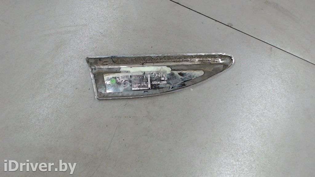 Накладка двери (крышки) багажника Citroen DS3 2011г.   - Фото 2