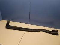 670042062 Уплотнитель двери багажника правый к Maserati Levante Арт Z291609