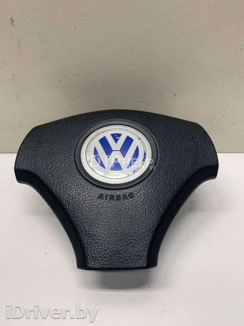 Подушка безопасности в рулевое колесо Volkswagen Golf 4 1998г. 1J0880201F27Y - Фото 1