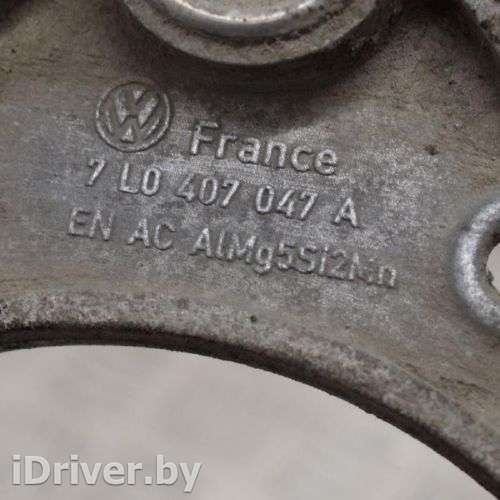 Рычаг передний правый Audi Q7 4L 2006г. 7L0407047A , art202123 - Фото 1