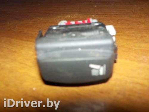 Кнопка обогрева сидений Renault Duster 1 2012г. 8200060049 - Фото 1