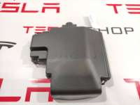 1013274-00-C крышка блока предохранителей переднего к Tesla model S Арт 9895215