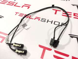 1004815-08-B Провод USB к Tesla model S Арт 9883717