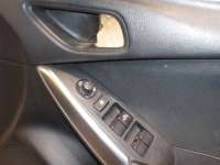 Обшивка двери передней правой Mazda 6 3 2013г.  - Фото 2