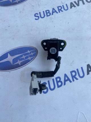 Кнопка аварийки Subaru Outback 6 2021г.  - Фото 4