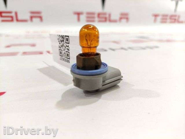 Камера бокового вида Tesla model X 2016г. 1125107-00-E - Фото 1