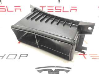 Корпус термостата Tesla model S 2018г. 1046211-00-G - Фото 2