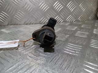 Клапан вентиляции топливного бака Opel Zafira B 2007г. 13110331 - Фото 2