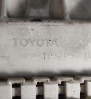 Блок предохранителей Toyota Rav 4 2 2003г.  - Фото 3