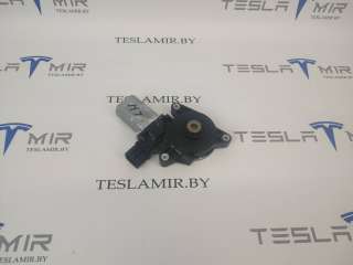 Двигатель электролюка левый Tesla model S 2014г. 6008620-00,LN-658VD - Фото 3
