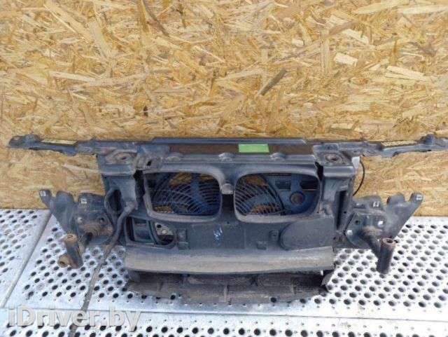 Передняя панель крепления облицовки (телевизор) BMW 5 E39 2000г.  - Фото 1