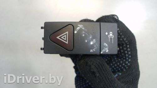 Кнопка аварийной сигнализации Mercedes E W207 2011г. 2079053700 - Фото 1