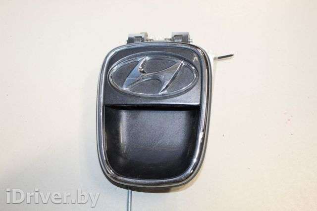 Ручка двери багажника Hyundai i10 2 2007г. 817200X020 - Фото 1