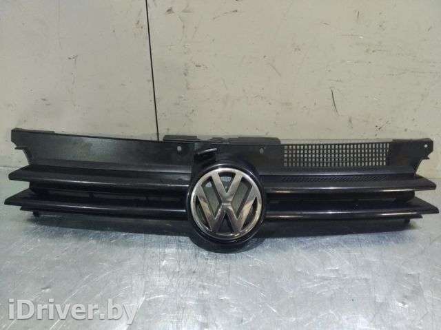 Решетка радиатора Volkswagen Golf 4 1999г. 1J0853655F,1J0853651F - Фото 1