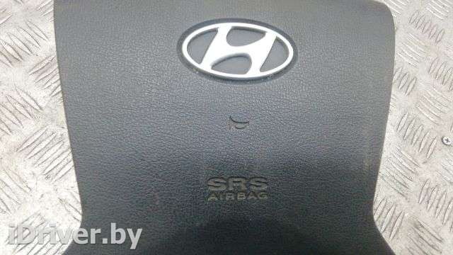 Подушка безопасности водителя Hyundai Starex 2011г.  - Фото 1