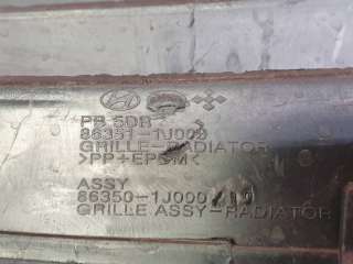 решетка радиатора Hyundai i20 1 2008г. 863511J000 - Фото 10