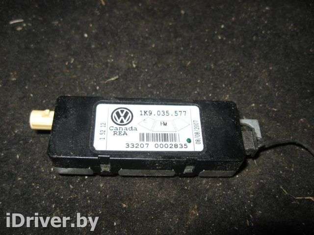 Усилитель антенны Volkswagen Golf 5 2007г. 1K9035577 - Фото 1