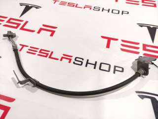 1044721-00-D Шланг тормозной к Tesla model 3 Арт 9887157