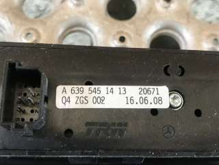 Кнопка стеклоподъемника переднего правого Mercedes Vito W639 2008г. A 639 545 14 13 - Фото 3
