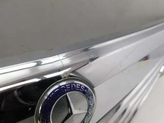 Решетка радиатора Mercedes C W204 2008г.  - Фото 4