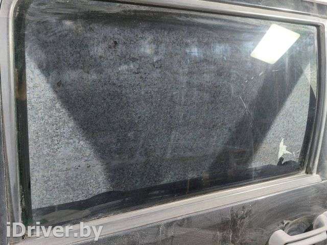 Стекло двери задней левой Dodge Nitro 2009г.  - Фото 1