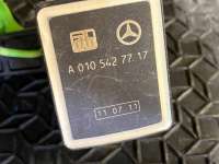 Датчик положения подвески Mercedes E W210 2001г. A0105427717 - Фото 7