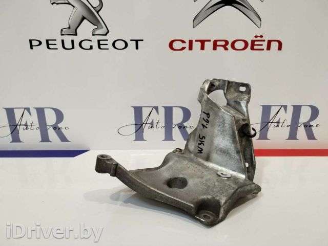 Кронштейн компрессора кондиционера Peugeot 308 2 2014г.  - Фото 1