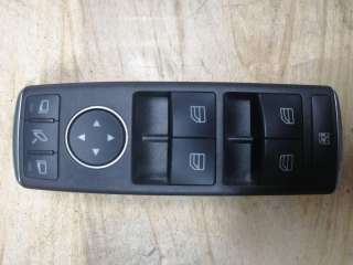 A1669054400 кнопка стеклоподъемника двери передней к Mercedes GL X166 Арт 13387