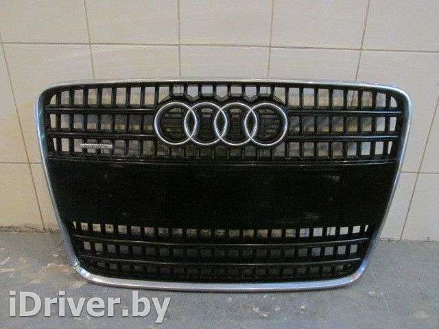 Решетка радиатора Audi Q7 4L 2006г.   - Фото 1