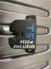 3B9 827 505 E Замок багажника   к Volkswagen Passat B5 Арт 8334