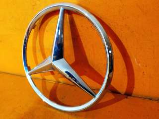 эмблема Mercedes GLS X166 2015г. a0008172116, 01:07 - Фото 2