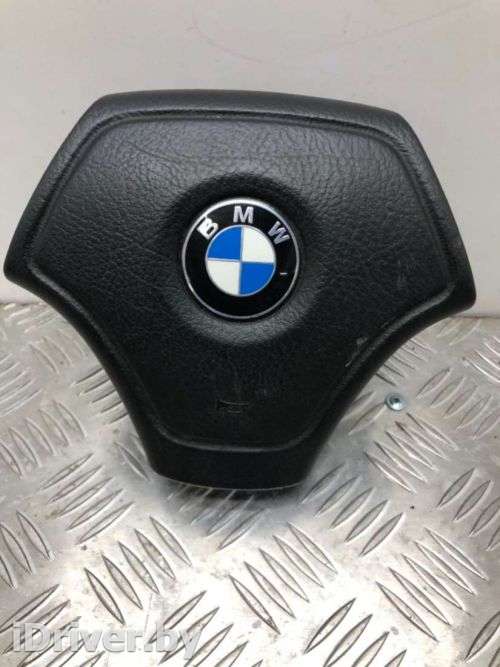 Подушка безопасности водителя BMW 3 E36 1995г.  - Фото 1