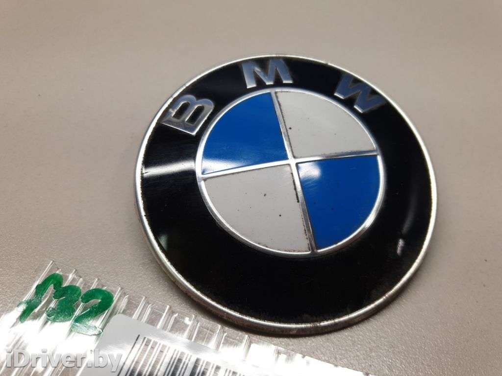 Эмблема крышки багажника BMW M4 F82/F83 2014г. 51148132375  - Фото 2