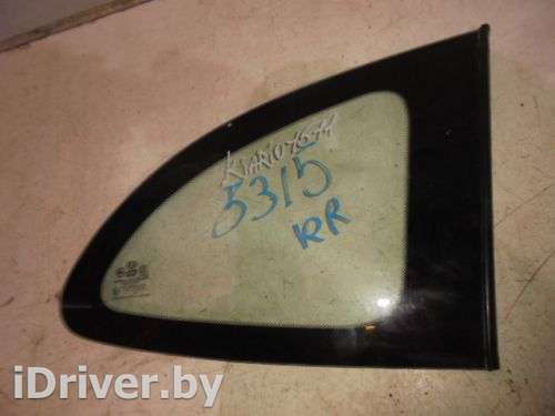 Стекло кузовное глухое правое Kia Rio 1 2000г.  - Фото 1
