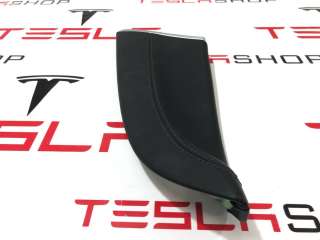 1051768-02-C,1054498-02-E Обшивка салона к Tesla model S Арт 9931320