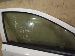93183267 Стекло двери передней правой к Opel Astra H Арт 00000085315