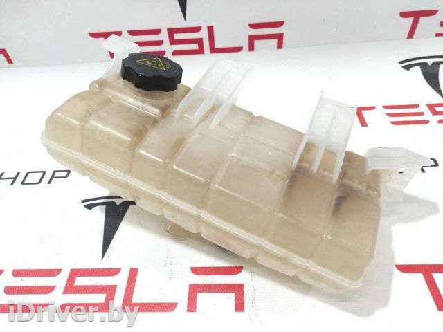 Бачок расширительный Tesla model S 2018г. 1036124-00-D - Фото 1