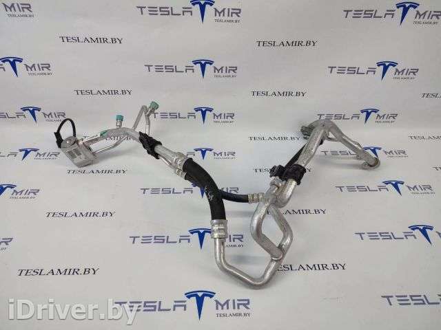 Трубка кондиционера Tesla model X 2017г. 6008481-00,1031670-00 - Фото 1