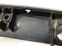 Накладка крышки багажника Mercedes C W204 2008г. A2047400993 - Фото 2