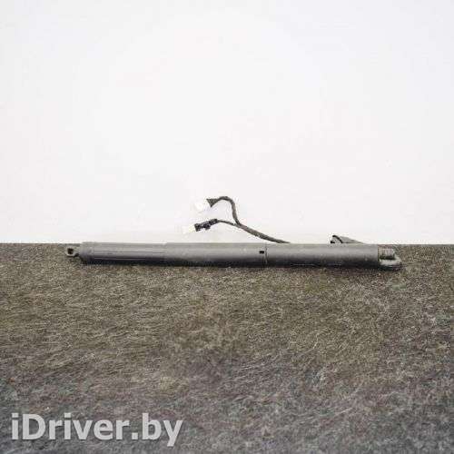 Амортизатор крышки багажника (3-5 двери) BMW X5 F85 2013г. 7449810 , art220108 - Фото 1