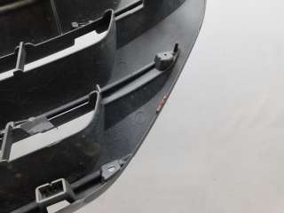 Решетка радиатора Honda CR-V 2 2013г.  - Фото 5