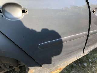 Дверь задняя правая Volkswagen Golf 5 2005г.  - Фото 2
