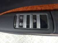  Кнопка стеклоподъемника заднего правого к Mercedes S W221 Арт 46023042701