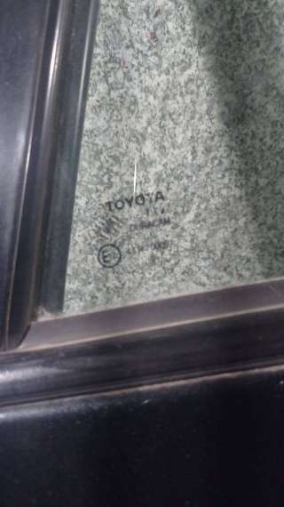 Стекло двери задней правой Toyota Verso 2011г.  - Фото 2