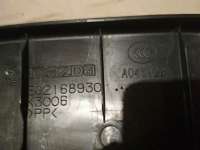 обшивка двери багажника Mazda CX-7 2011г. EG2168930 - Фото 3