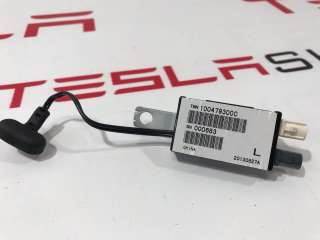 1004793-00-C Усилитель антенны к Tesla model S Арт 9914654