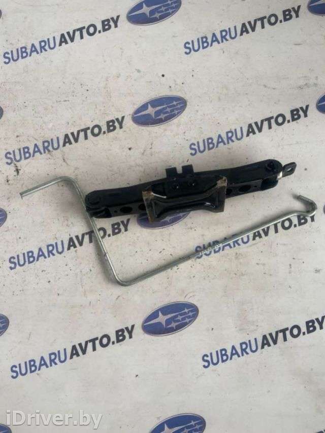 Домкрат Subaru Impreza 3 2009г.  - Фото 1